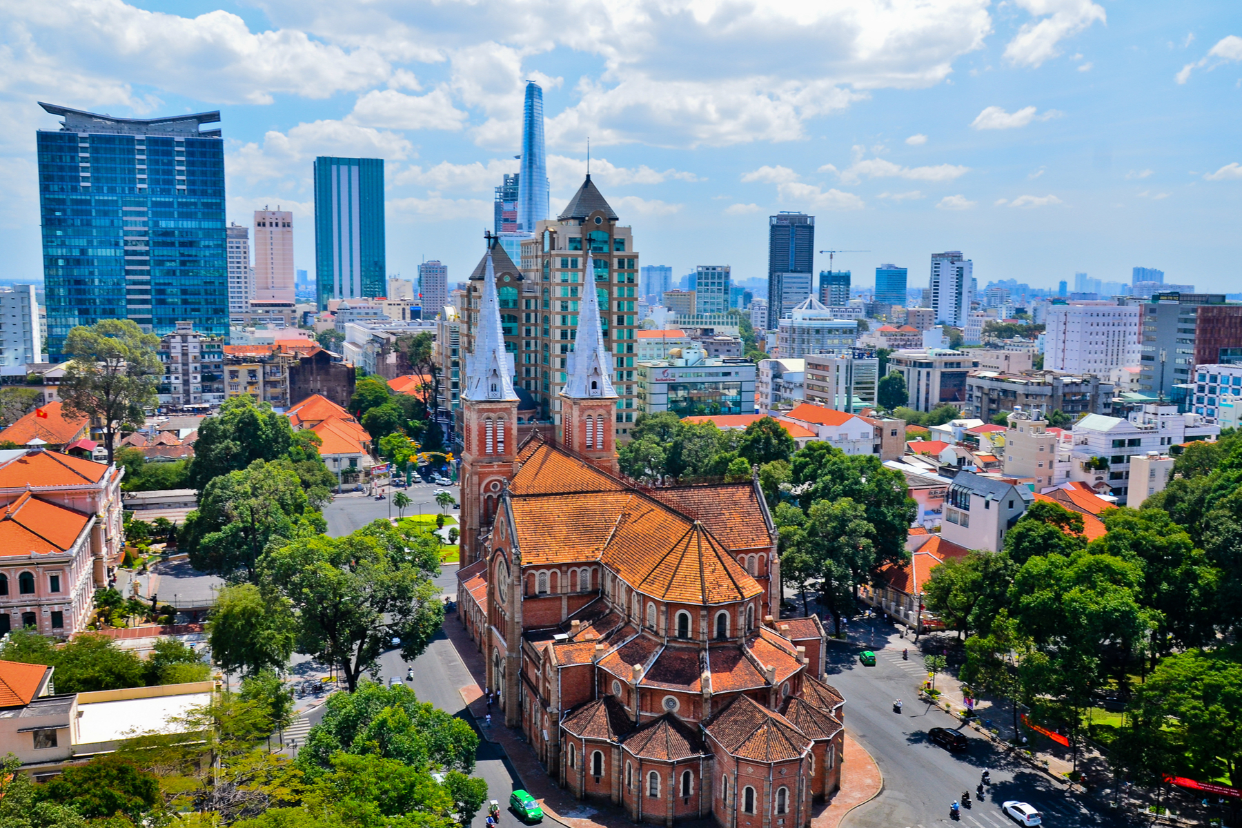 Thành phố Hồ Chí Minh là một trong những điểm đến hàng đầu với du khách Tây. Ảnh: Shutterstock 