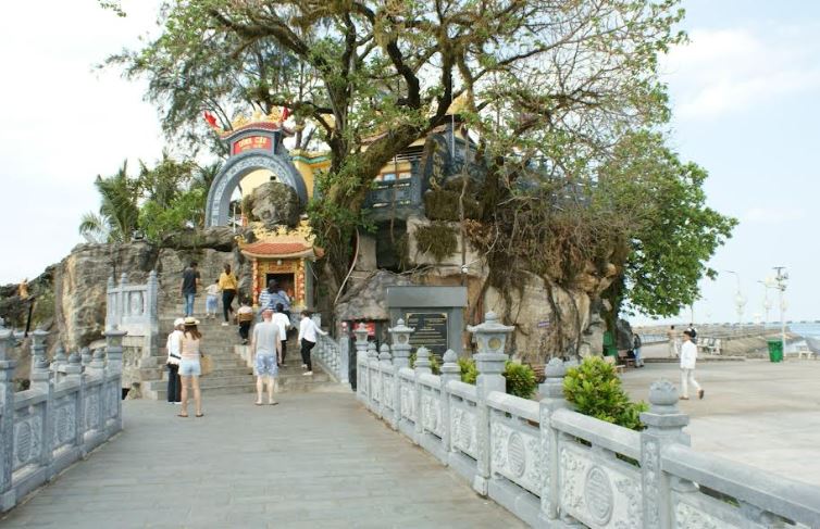 Dinh Cậu: Địa chỉ tâm linh nổi tiếng của TP Phú Quốc
