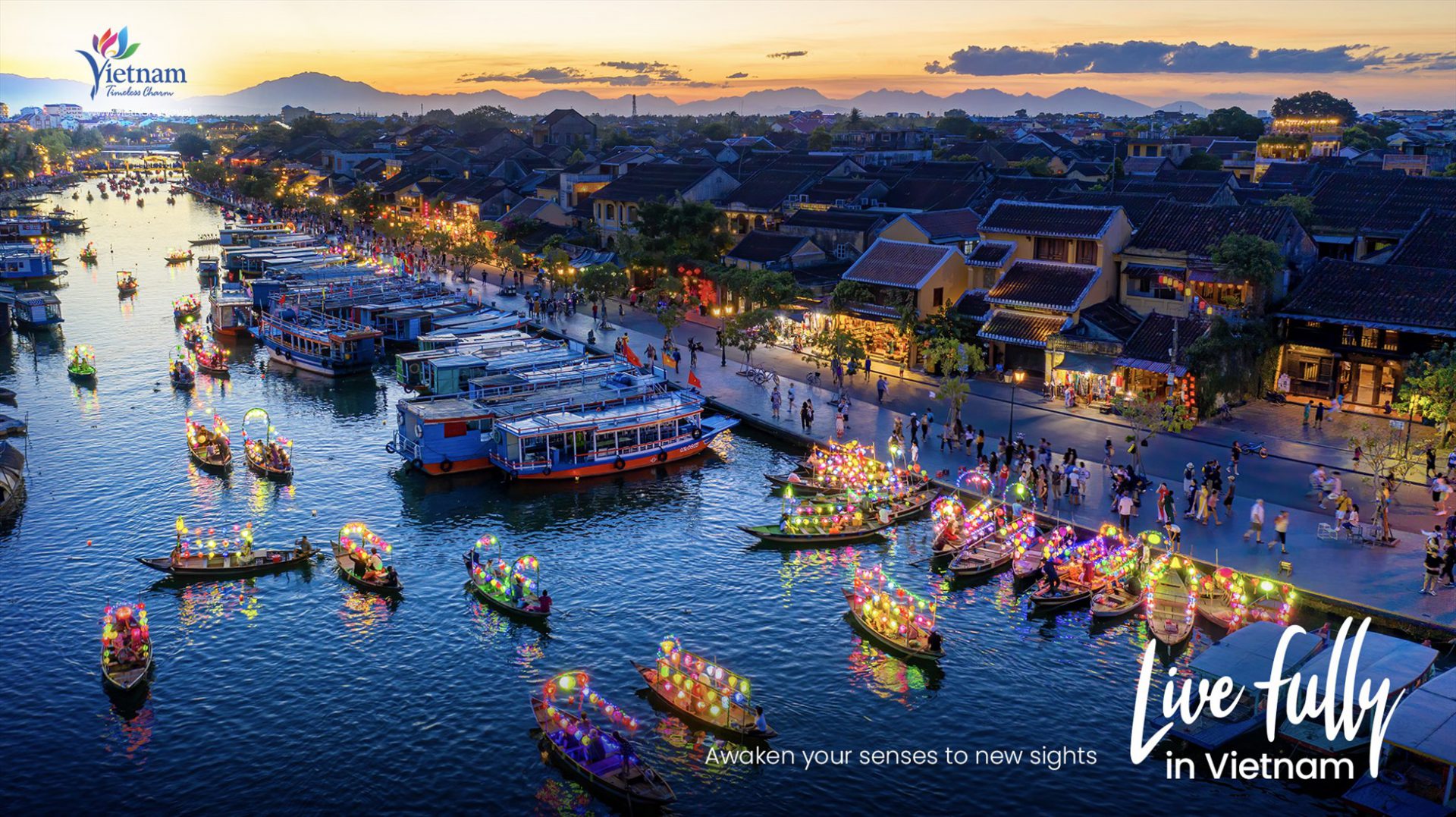 Chuyên trang “Live Fully in Vietnam” dành cho khách quốc tế là một trong những nền tảng số hóa thông tin trên website quảng bá du lịch Việt Nam. Ảnh: TITC